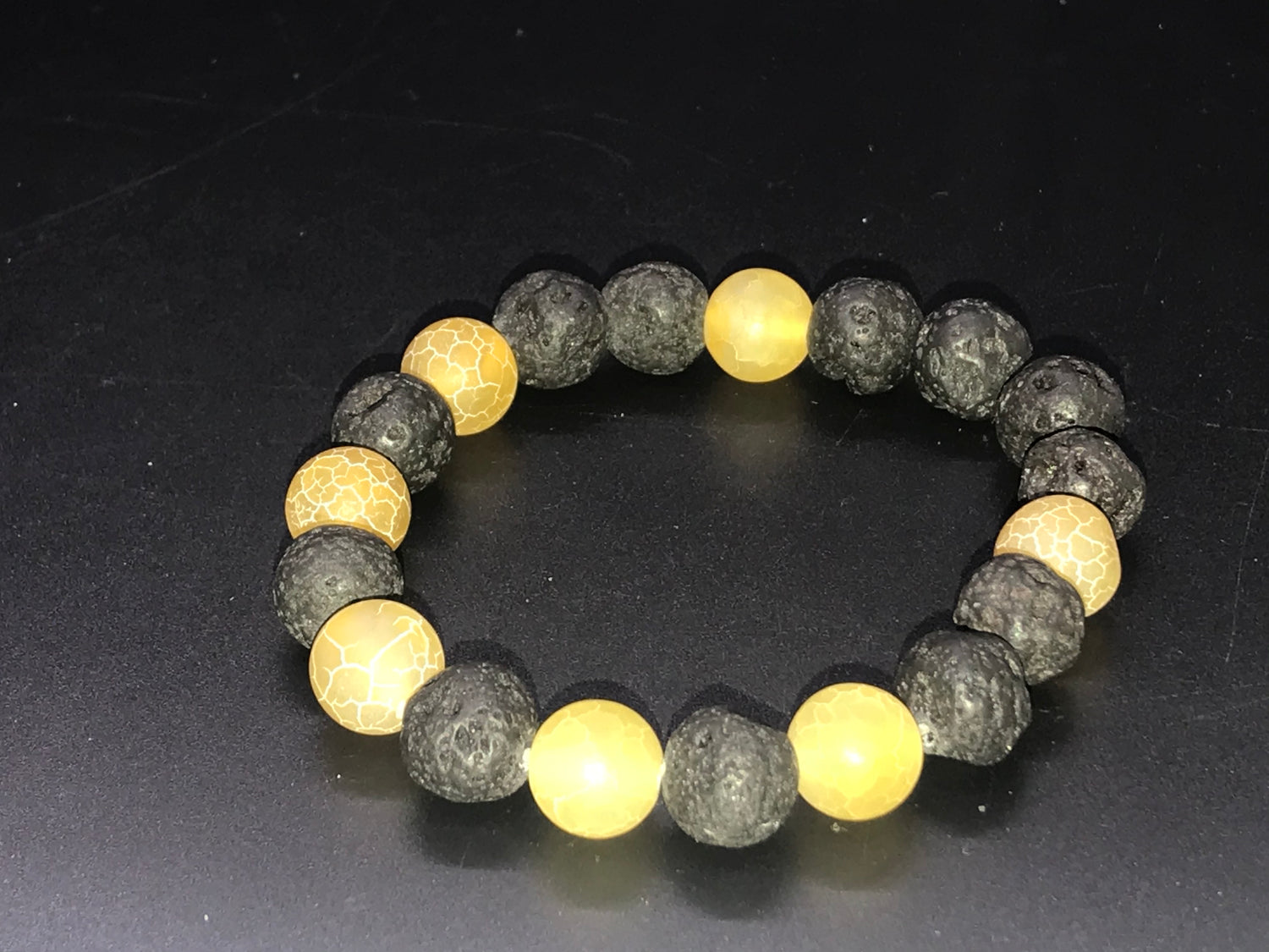 yellowish agate & lava beads